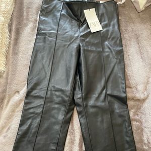 Leather pants, size large, brand new!!
